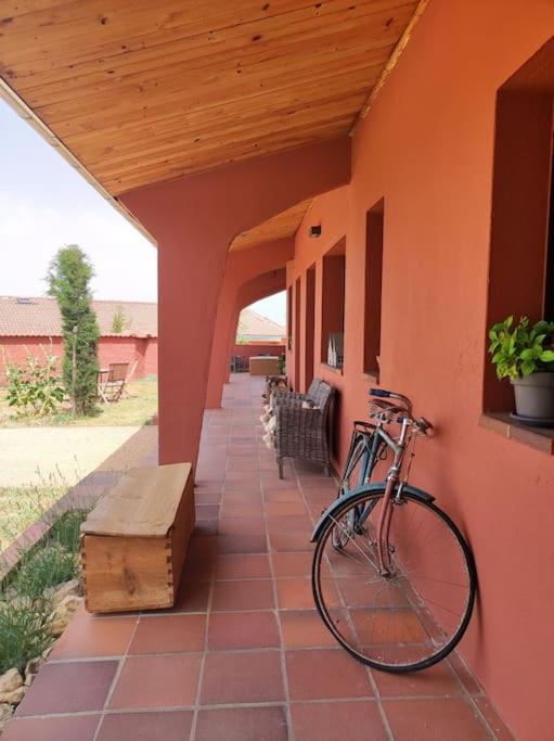 El Telar Arte Y Naturaleza Prádena Exterior foto